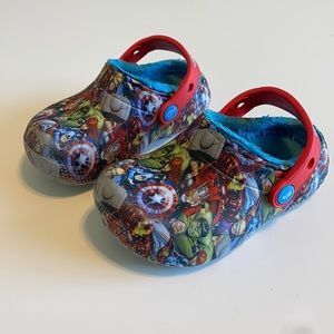 Toddler Avenger Lined Crocs C8